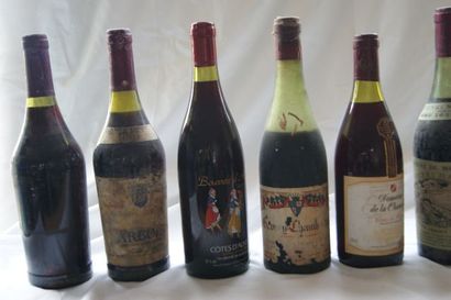 null Lot de 8 bouteilles de vin rouge : Arbois, Gevrey Chambertin, Côtes du Tarn,...