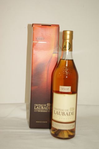 null 1 bouteille de Bas-Armagnac, Château de Laubade, VSOP. 70 cl. Dans son cart...