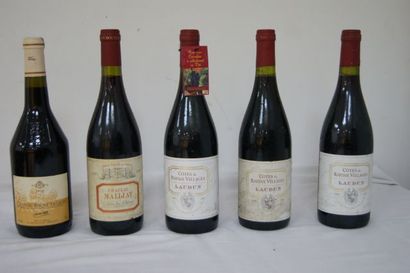 null Lot de 5 bouteilles de Côtes du Rhône Villages : 3 bouteilles de Laudun (2000...