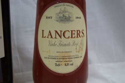 null Lot d'alcools : prunes à l'armagnac, framboise sauvage, eau de vie de prune,...