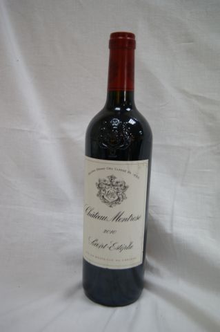 null 1 bouteille de Saint Estèphe, "Château de Montrose", 2010.