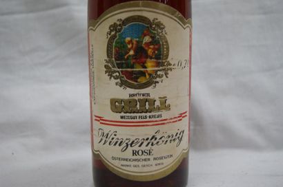 null 3 bouteilles de rosé autrichien, 1980. (esa).