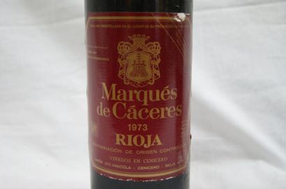 null 2 bouteilles de Rioja "Marques de Caceres" 1973 (B)
