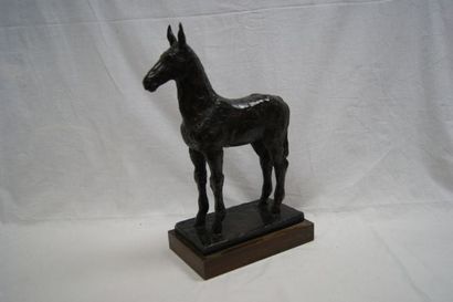 null Marcel LEMAR (1892 - 1941)
Cheval
 Bronze à patine noire "Signé et numéroté...