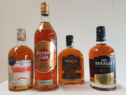 null Lot de 4 bouteilles :1 de Rhum Havana Club 5 ans d'âge (100 ml) ; 1 de Rhum...