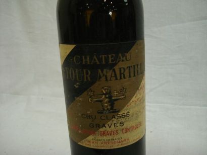null Lot de 3 bouteilles : 1 de Château Taillefer, Pomerol	, 1976
1	 Château Latour...