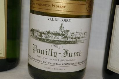 null Lot de 5 bouteilles : 1 de Beaujolais Nouveau 2002
1 de Bourgogne Rodet 2015
1...