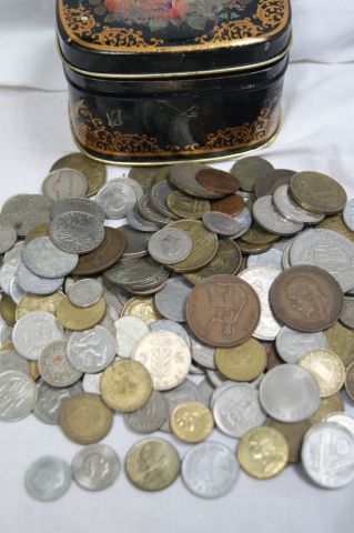 null MONDE Lot de monnaies comprenant Allemangne, France , Angleterre ...