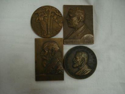 null Fort lot de médailles en bronze, récompenses médicales pour la plupart. 5-10...