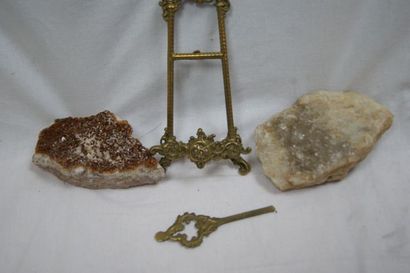 null Lot de minéraux, comprenant du cristal de roche et des cristaux de citrine....