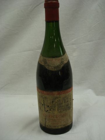 null 1 bouteille de Corton Clos du Roy, caves Maxim, 1949 (très bas, ela)