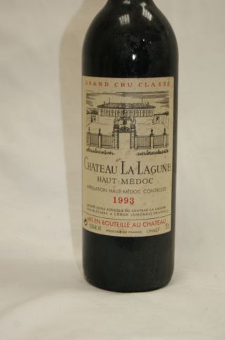 null 2 bouteilles de Haut Médoc, Château La Lagune, 1993 (LB)