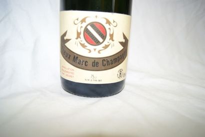 null 1 bouteille de Vieux Marc de Champagne, Waris & Chenayer.