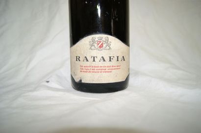 null 1 bouteille de Ratafia de Champagne, Waris & Chenayer.