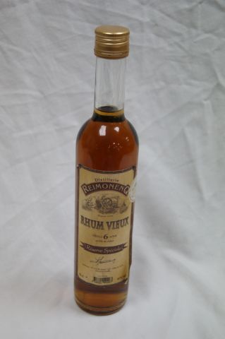 null 1 bouteille de rhum vieux Remoneinq (Guadeloupe) 50 cl