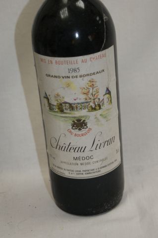 null 6 bouteilles de Médoc chateau Livran , 1985.Ela, Lb et b