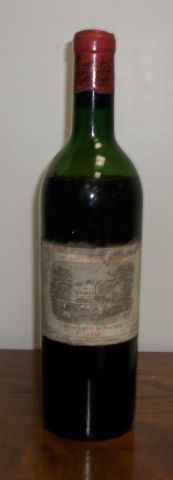 null 1 bouteille de Pauillac, Lafite Rothschild, 1959. (niveau bas)
