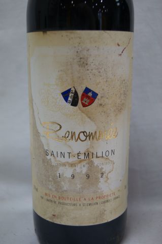 null 2 bouteilles de Saint- Emilion Renommée, 1992 . Es