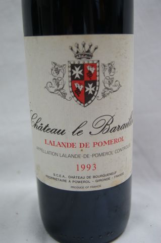 null 2 Bouteilles de Lalande de Pomerol Chateau Le Baraillot, 1993 .