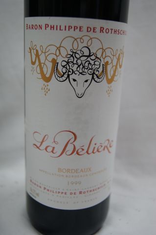 null 3 bouteilles de Bordeaux La Beliere, 1999