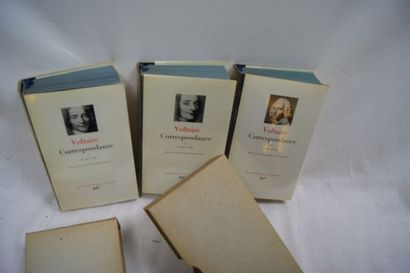 null Bibliothèque de la Pleiade 3 volumes Voltaire comprenant correspondance ed;...