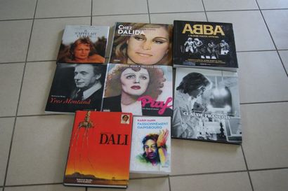 null Lot de livres sur la Musique : Piaf, Montand, Dalida, Claude François, Gainsbourg,...