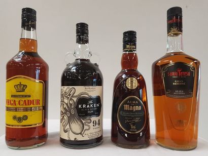 null Lot de 4 bouteilles : 1 bouteille de Rhum Anejo Santa Teresa Grande Réserve,...