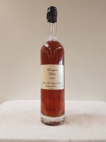 null 1 bouteille de Bas Armagnac Mader 1961