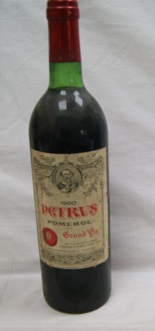 null 1 bouteille de Petrus, 1980 (LB, els)