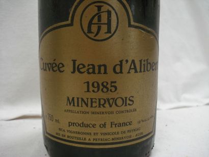 null 4 bouteilles de Minervois, Cuvée Jean d'Alibert, 1985.
