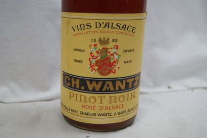 null 5 bouteilles de PInot Noir d'Alsace, Ch. Wantz, 1976.