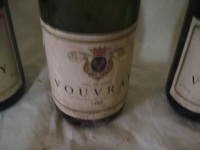 null 3 bouteilles de Vouvray, 1989. (es, LB)