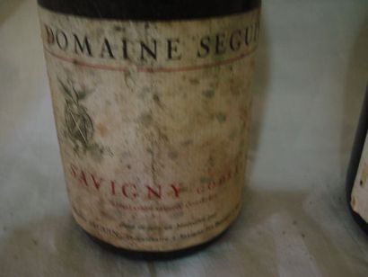 null 2 bouteilles de Savigny Godeaux, domaine Seguin, 1977 (es, B)