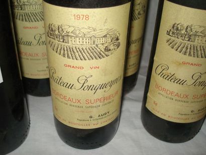 null 12 bouteilles de Château Fonqueyres, 1978 (bas et très bas, certaines sans étiquettes,...