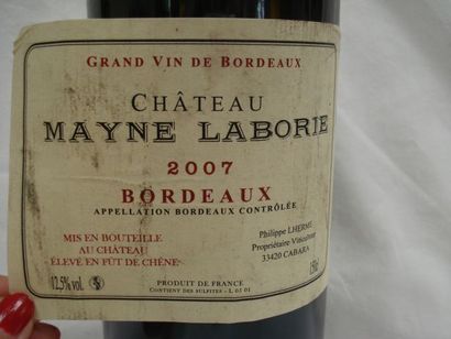 null Un magnum de Bordeaux, Château Mayne Laborie ,2007.es décollée et lb