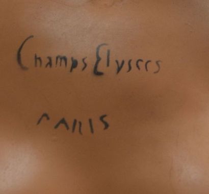 null CHAMPS-ELYSEES Important buste publicitaire en pla^tre, figurant une jeune femme....