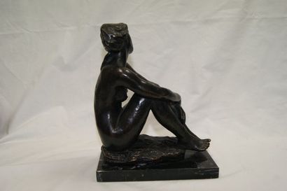 null Pilar FRANCESCH "Sentimiento" Bronze à patine noire, figurant un nu féminin...