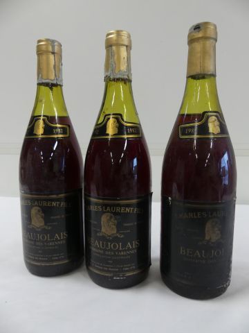 null 3 bouteilles de Beaujolais Rouge, Domaine des Varennes, Charles Laurent, 1982...