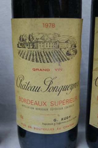 null 12 Bouteilles de Bordeaux Chateau Jonquyeres , 1978 . Nb , esa et manquante...