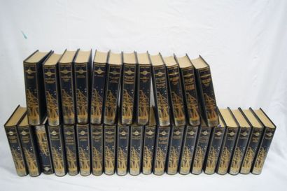 null Jules VERNE "Les Voyages extraordinaires" 32 volumes. Jean de Bonnot, 1979.