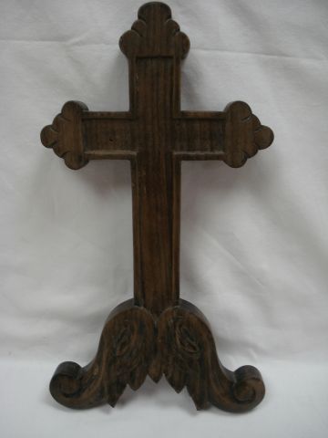 null Croix en bois sculpté. 36 cm