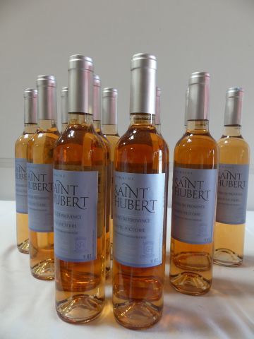 null 12 bouteilles de Provence Rosé, Domaine St Hubert, Provence Ste Victoire, 2015...