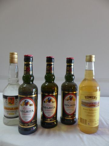 null Lot de 5 bouteilles : 3 Rhum Negrita Bardinet des Iles Françaises 50 cl 40 %...