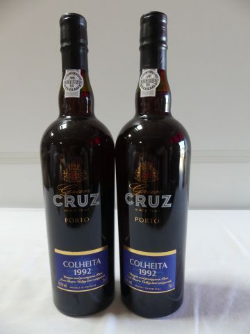 null 2 bouteilles de Portos Gran Cruz Colheita 1992