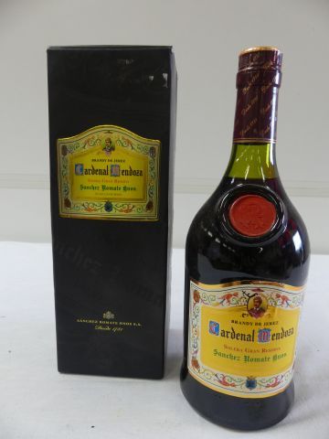 null Coffret d'1 bouteille de Brandy de Jerez, Cardenal Mendoza, Sanchez Romate,...