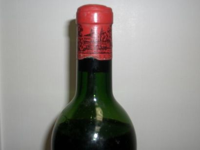 null 1 bouteille de Pauillac, Lafite Rothschild, 1959. (niveau bas)