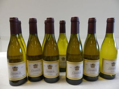 null 12 bouteilles de Chablis, Louis d'Armont, 2012 (37,5cl)