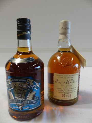 null Lot de 2 bouteilles : 1 bouteille de Rhum Dos Maderas 5+3 years old des Caraibes...