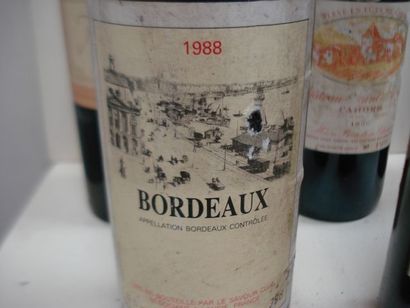 null Lot de 6 bouteilles de vin rouge : Madiran 2004, Bordeaux 88, 2 de Château Saint...