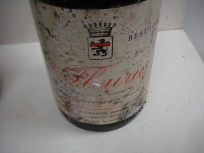 null Lot de 6 bouteilles de vin rouge : 3 de Chinon 1995, Brouilly 1989, Fleurie...